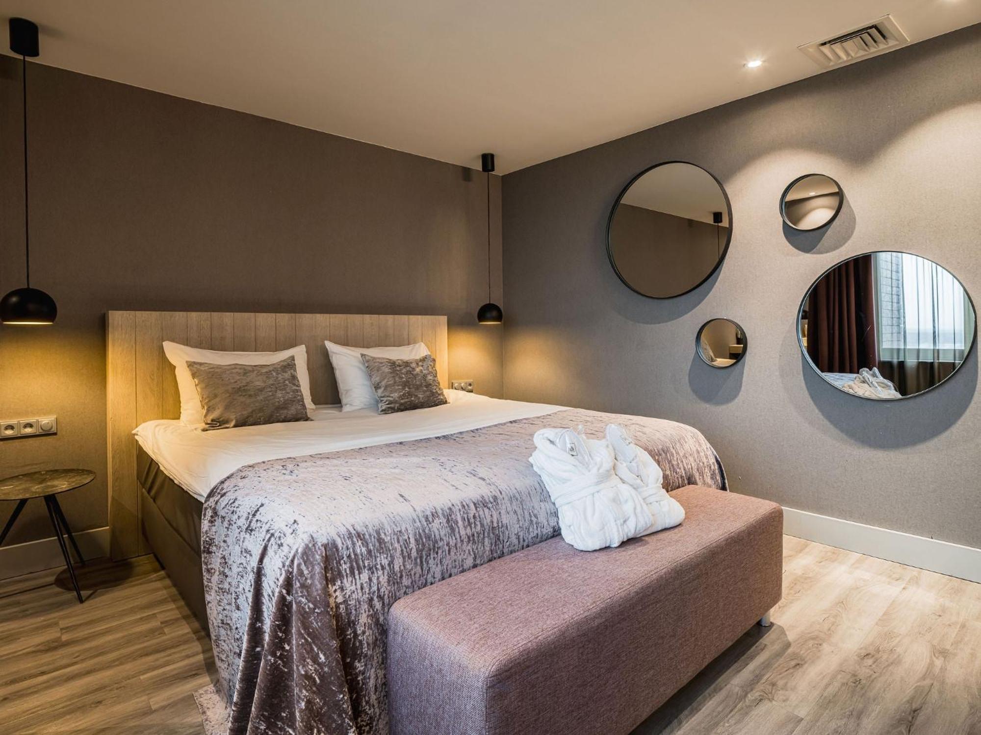 Hotel Der Valk 4*