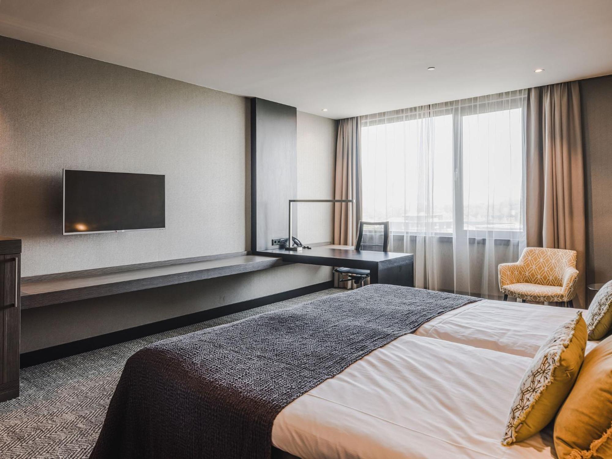 Der Valk Hotel 4*